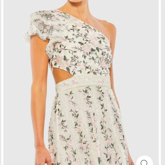 MacDuggal EMBROIDERED RUFFLED ONE SHOULDER LACE UP GOWN Ivory 10! - Picture 3 of 8